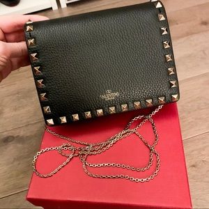 Valentino Rockstud Clutch with Chain - Black